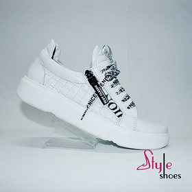 Кросівки  жіночі стильні білі "Style Shoes"