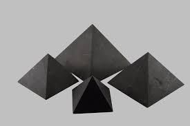 Шунгитовая Піраміда