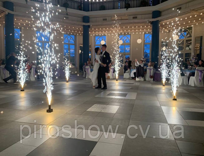 Купить Холодные фонтаны, цена 200 грн — Prom.ua (ID#1175284321)