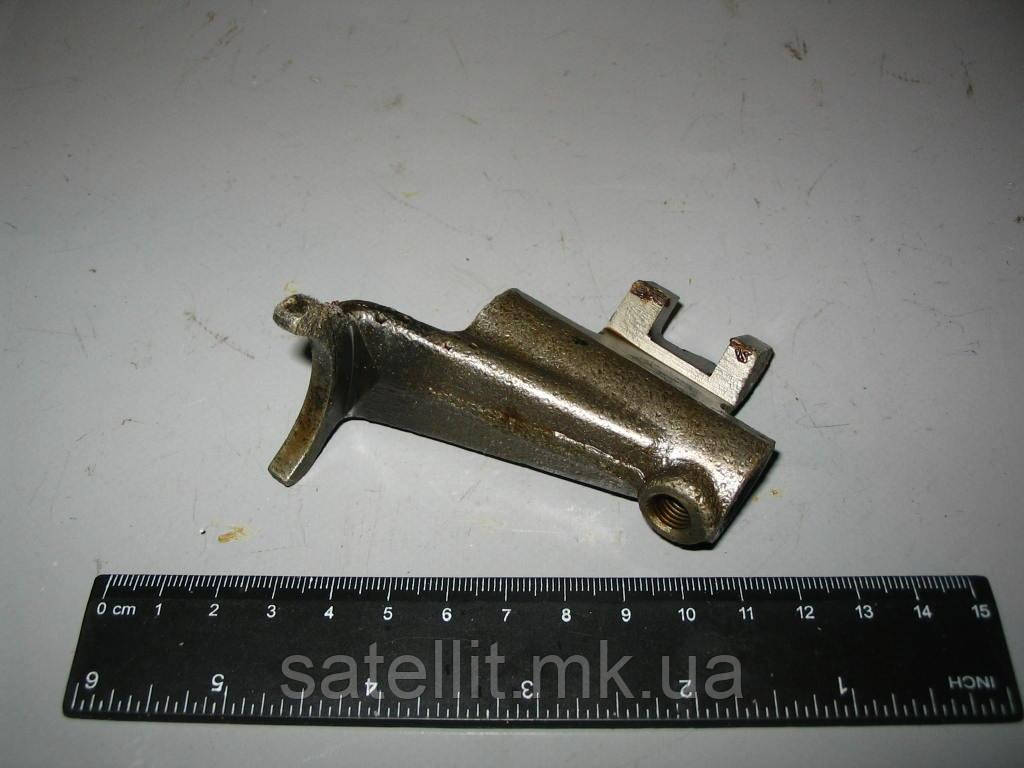 Вилка перекл. з/х УАЗ-452 стар. обр., 451-50-1702022-95