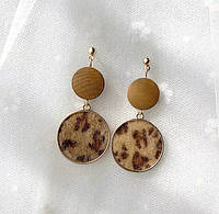 Жіночі модні круглі леопардові сережки з ворсом "Leopard" (коричневий)