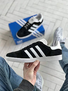 Adidas gazelle black size 5 hotsell