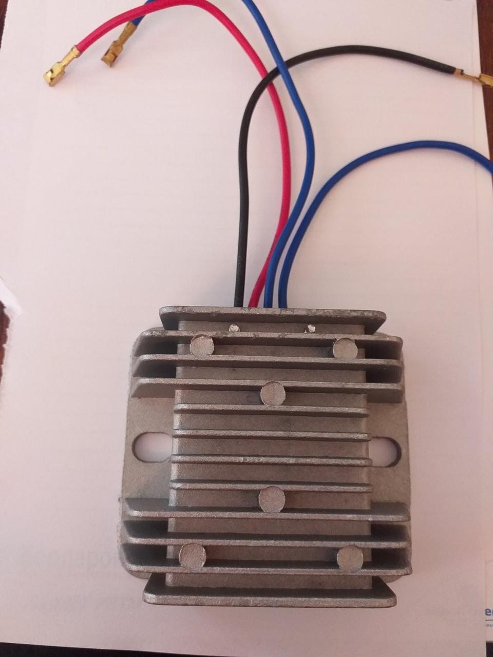 Реле зарядки R175/180