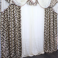 Комплект шторы с ламбрекеном из блэкаута, цвет коричневый с бежевыми вензелями