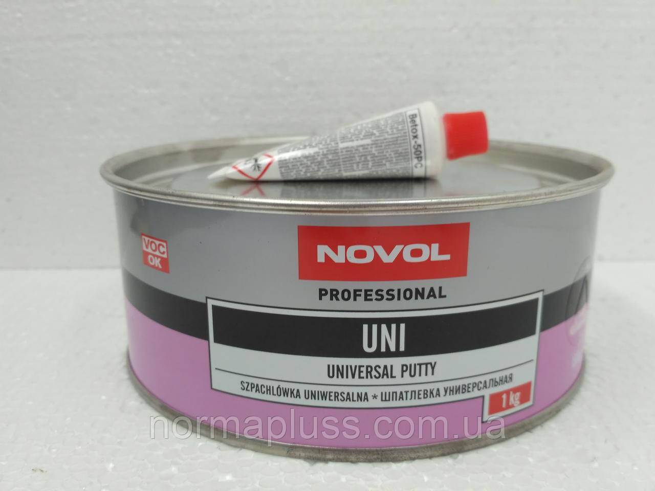 Шпаклівка універсальна NOVOL UNI 1kg.
