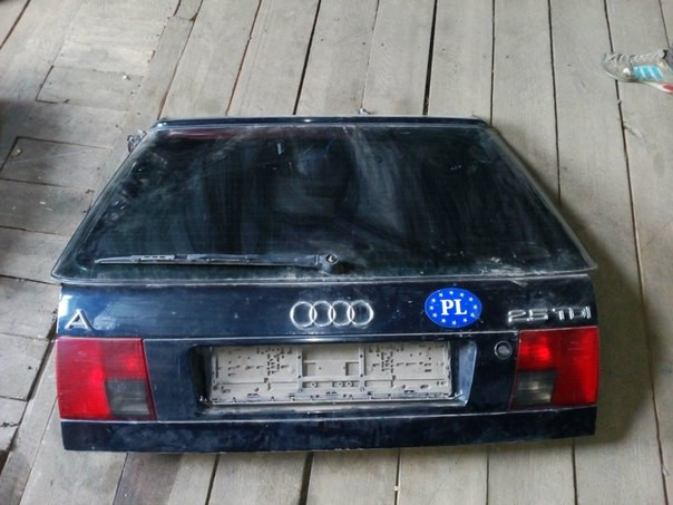 Audi A6 Пікап 1995 Кришка багажника з склом