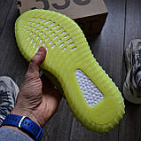 Жіночі кросівки Adidas Yeezy Boost 350 V2 Green Fluorescent Київ, фото 4