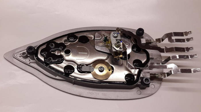 Купить Подошва (нагреватель) утюга PHILIPS GC2994 GC2996 GC2998, цена ...