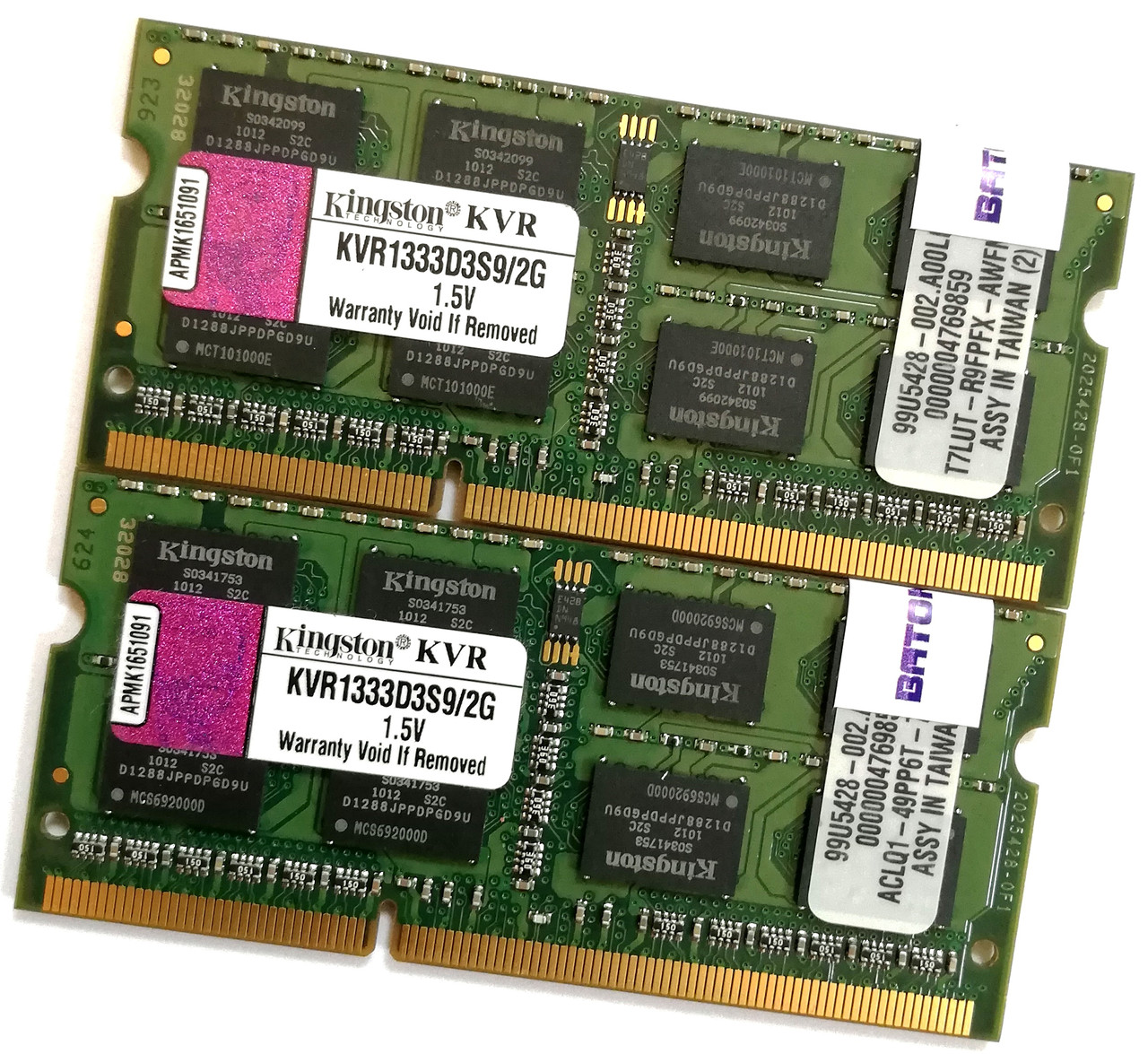 Пара оперативной памяти для ноутбука Kingston DDR3 4Gb (2Gb+2Gb) 1333MHz 10600s CL9 2R8 (KVR1333D3S9/2G) Б/У