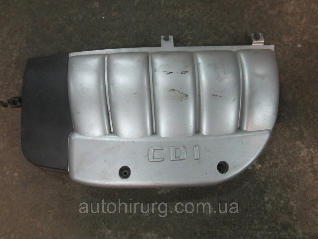 Кришка двигуна Mercedes W163 ML-Class (A6120100367)