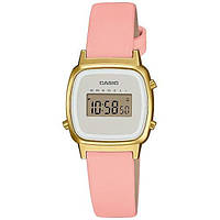 Жіночий годинник Casio LA670WEFL-4A2EF