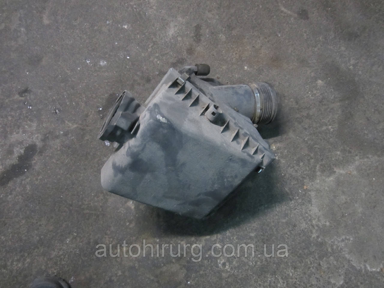 Корпус повітряного фільтра BMW E39 (1436129 / 1733581), фото 1