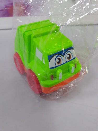 Купить Маленькая машинка салатовая с глазками, цена 65 ₴ — Prom.ua (ID ...