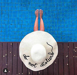 Жіночий пляжний капелюх з широкими полями і написом Do not disturb 8307238