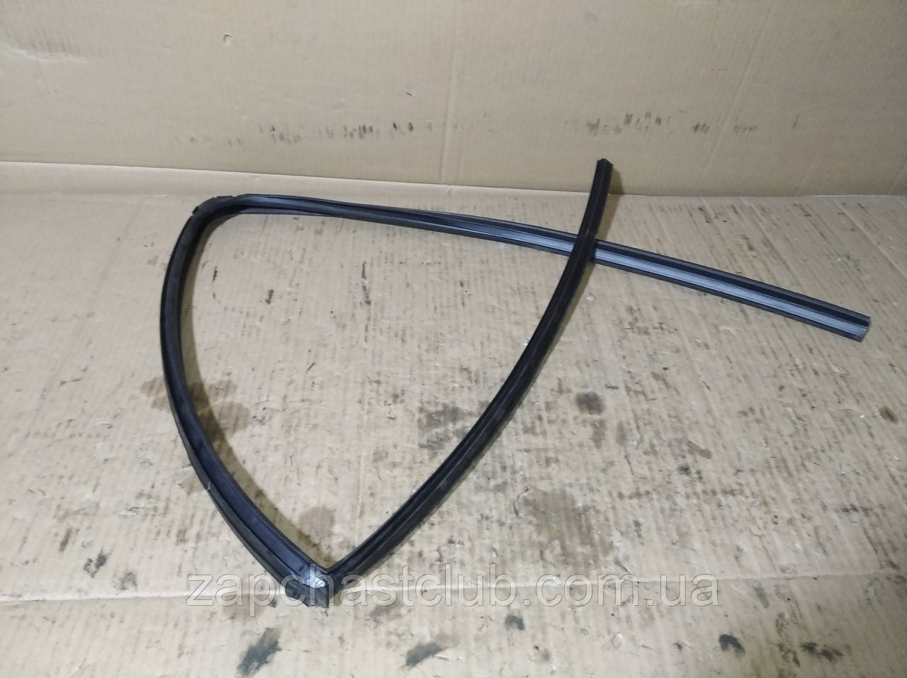 Напрямна скла задньої лівої двері 5735a069 (99197) Lancer X Mitsubishi, фото 1