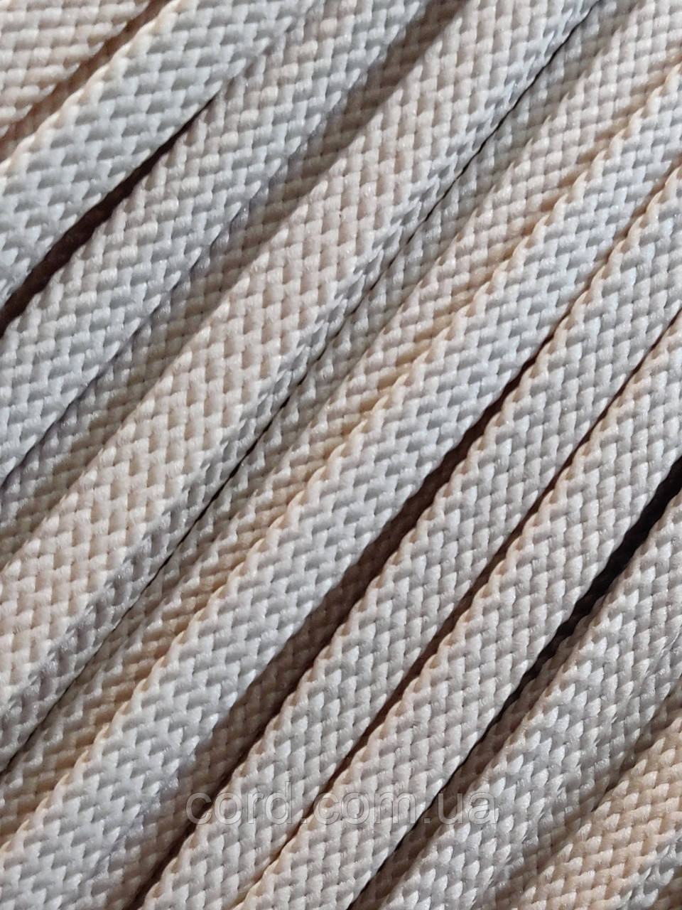 Шнур плоский чехол 8мм бежевий моток 100м, фото 1