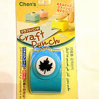 Діркопробивач фігурний Кленовий лист кнопка 1,8 см