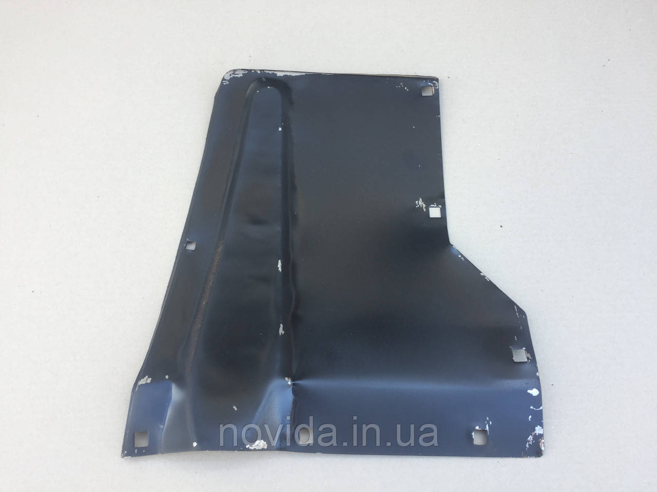 Щиток грязьовий лівий КАМАЗ 5320-8403277