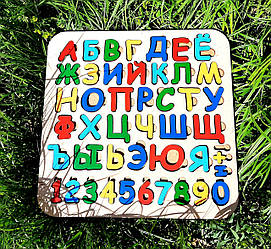 Абетка-сортер кольорова, українська мова
розмір 36,5*36,5см