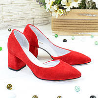 Туфли женские замшевые на невысоком устойчивом каблуке, цвет красный