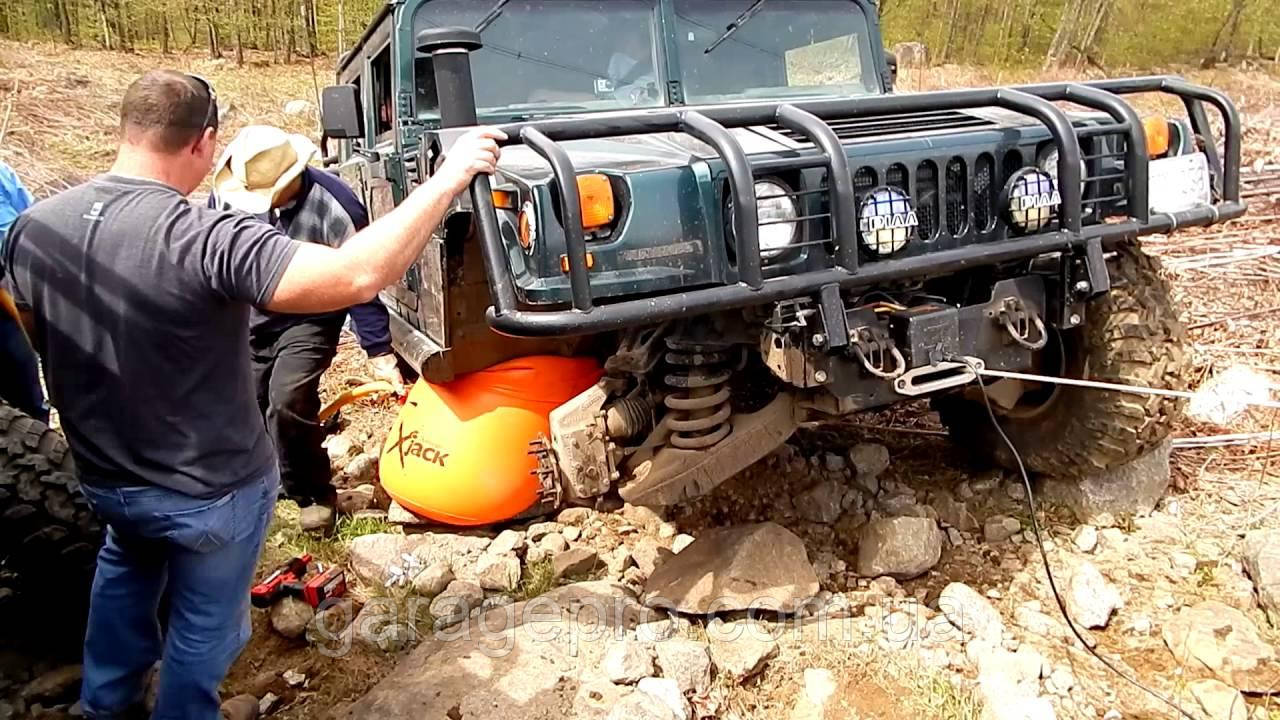 Пневматичний автомобільний домкрат Bushranger X-Jack 4т
