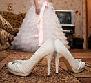 Що купити першим: весільна сукня або взуття нареченої?
