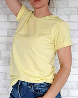 Світло-жовта футболка жіноча з манжетом