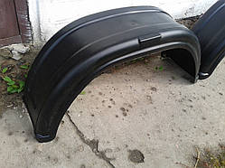 Крила пластикові для легкових причепів