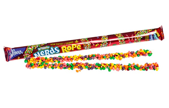 Цукерка з драже Nerds Rope Rainbow 26g