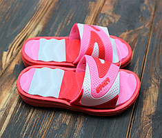 Шльопанці для дівчинки