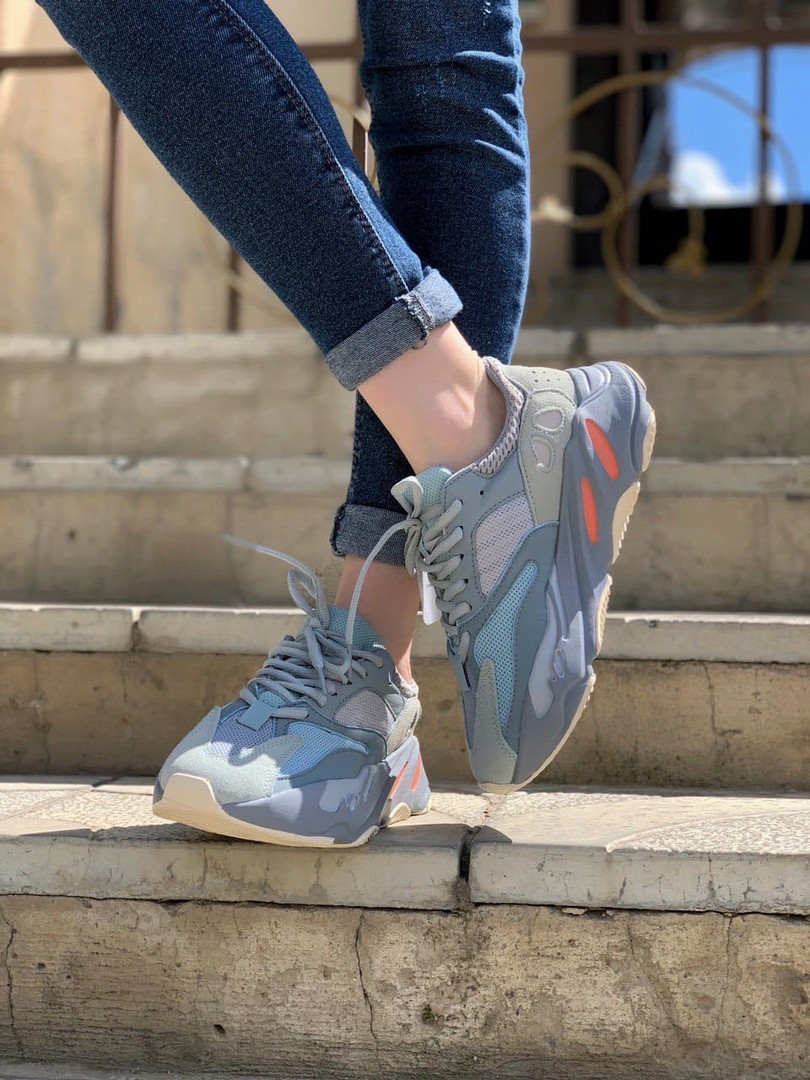 Yeezy 700 sales inertia 6.5