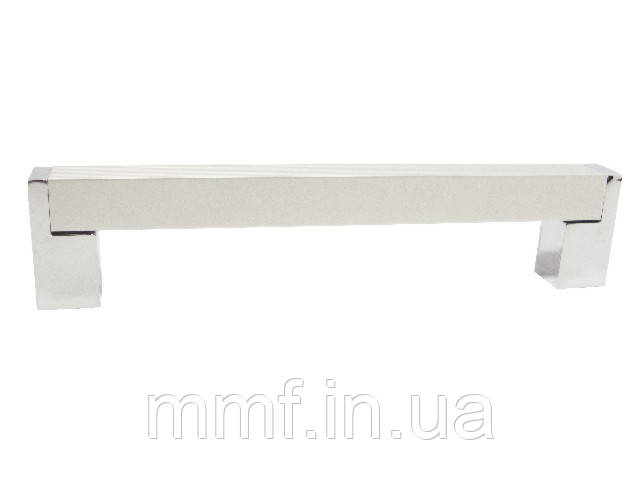 Меблева ручка 8446 224мм