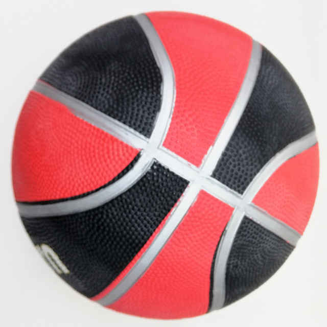 Баскетбольний м'яч №7 Molten MLTR7B