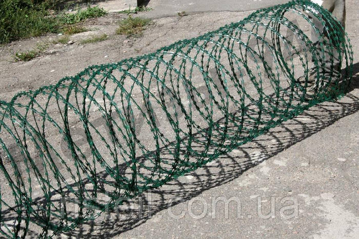 Колючая проволока Егоза с повышенной защитой от коррозии 600/3 (ID ...