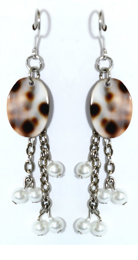 Сережки-петлі Neoglory. Родій. Камені: перли. Довжина: 4.5 см. Ширина: 12 мм.