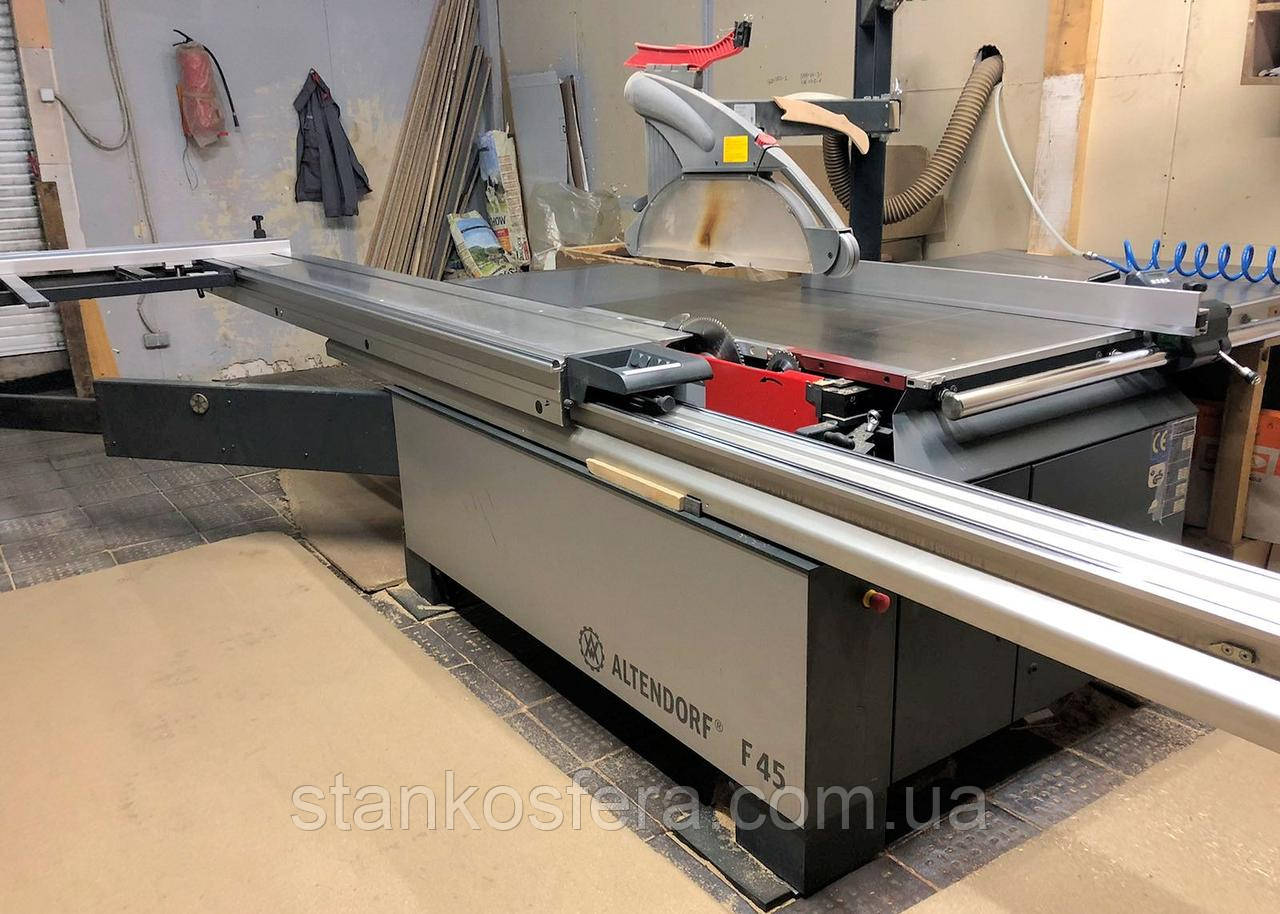 Altendorf F45 DigitX бу форматно-розкроювальний верстат з цифровим індикатором розмірів праворуч 2016р.