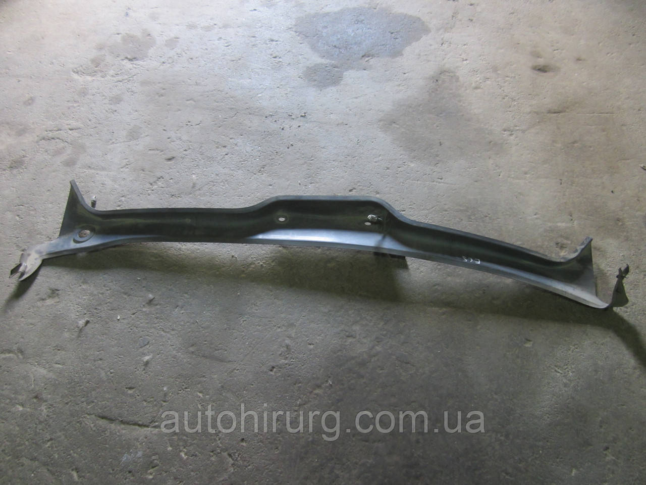 Накладка під двірники (жабо) BMW e65/e66 (7065284)