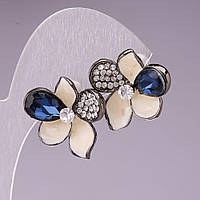 Сережки пусети Квіточки емаль синій кристал стрази метал під "срібло" \ 20 * 25мм купити біжутерію дешево оптом в інтернеті