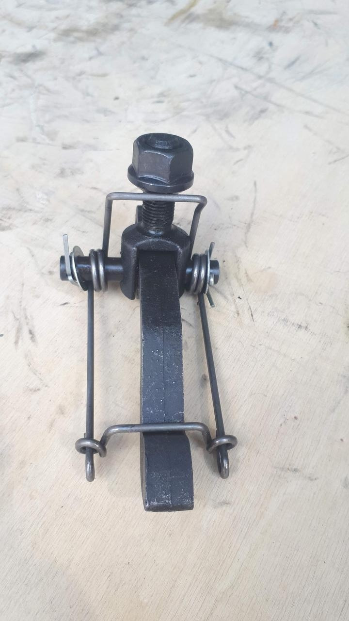 А52.22.501 Рычаг нажимного диска в сб. СМД18 А41 ДТ75