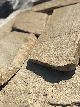 Піщаник Луганський (сіро-жовтий) 3 см / камінь для мощення / дикий камінь, плитняк