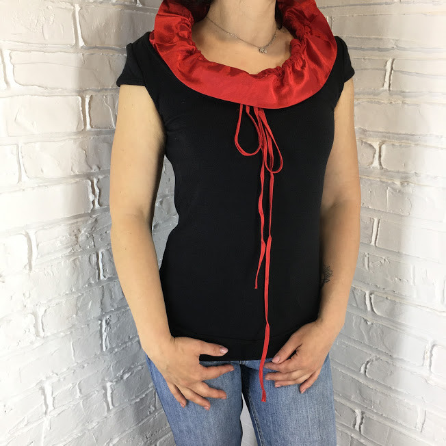 Футболка жіноча 003105 червона