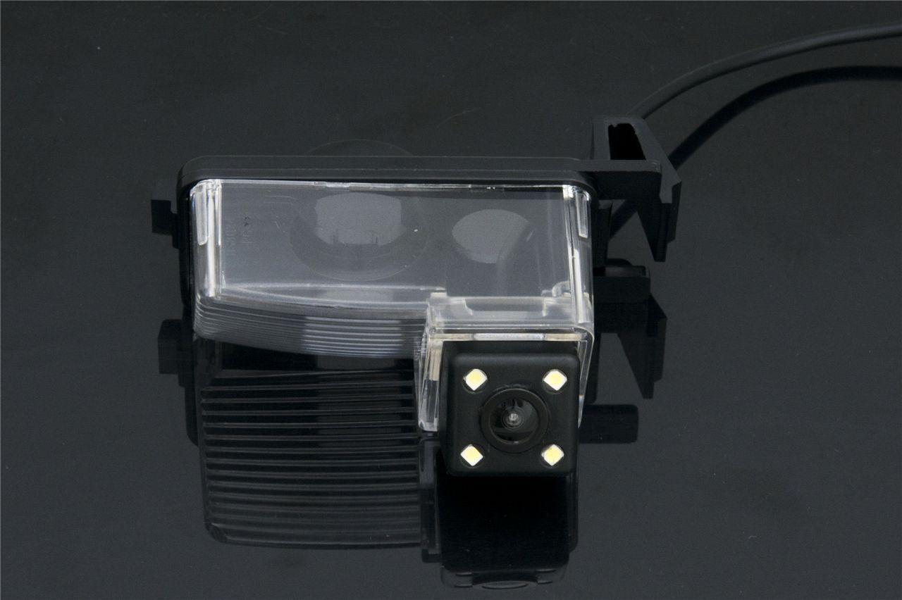 Штатна камера заднього виду Nissan CCD/CVBS