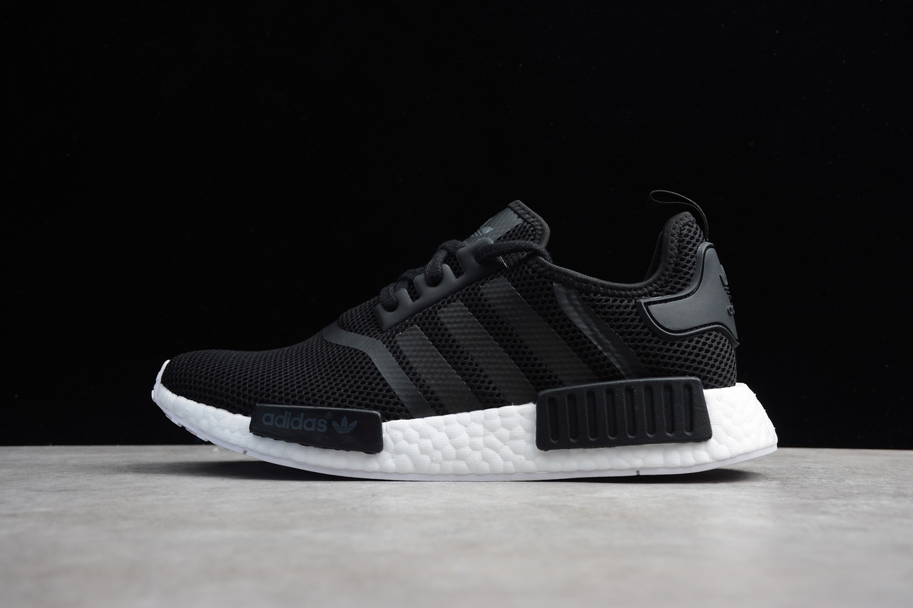 Кросівки жіночі Adidas NMD R1 / ADM-3247