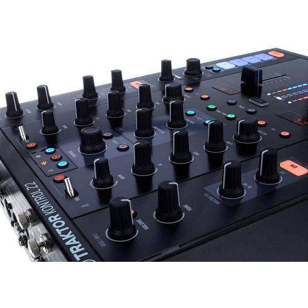 ᐉ Замовити DJ мікшер Native Instruments Traktor Kontrol Z2