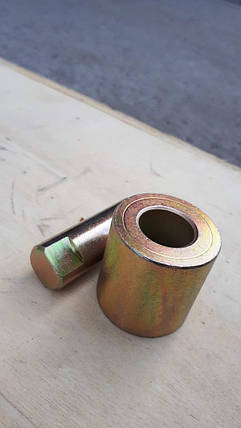 5320-3501107/09 Вісь і ролик гальмівної колодки в сб., фото 1