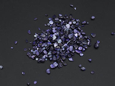 Подрібнений камінь фіолетовий, полірований для декорування інтер'єрів, дрібного розміру, від 100 г