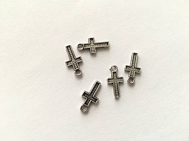 Хрестик кулон у кольорі "античне срібло" 15х8 мм Товари для рукоділля та творчості