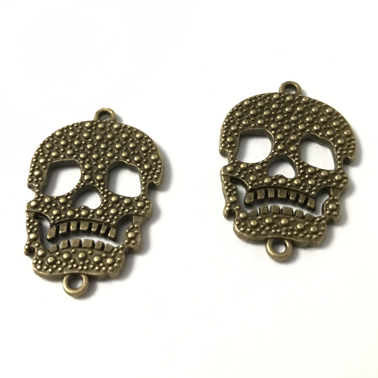 Металеві накладки. Череп. Колір "антична бронза". 35х22мм