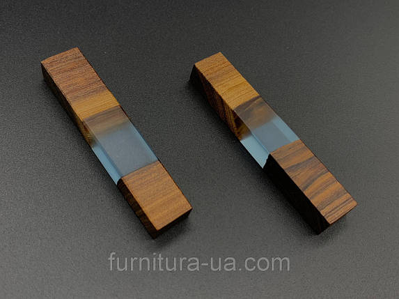 Блакитні епоксидні підвіски та кулони для творчості та рукоділля з деревом 70х14мм, фото 2