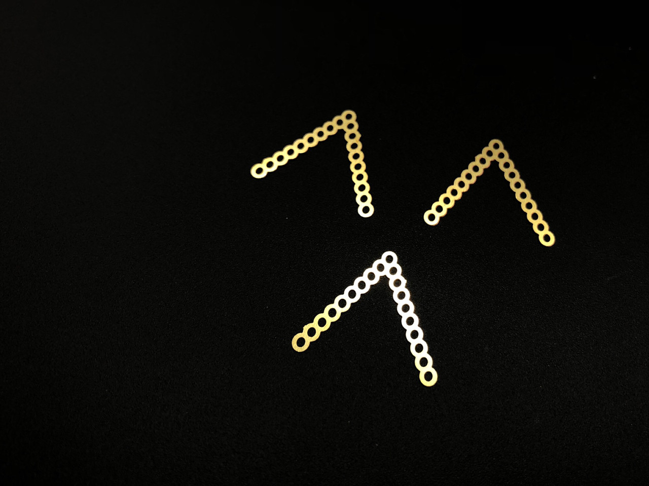 Металеві вироби з міді. 23х23мм